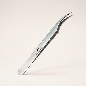 Artistic Beauty Signature Curved Isolation Tweezer